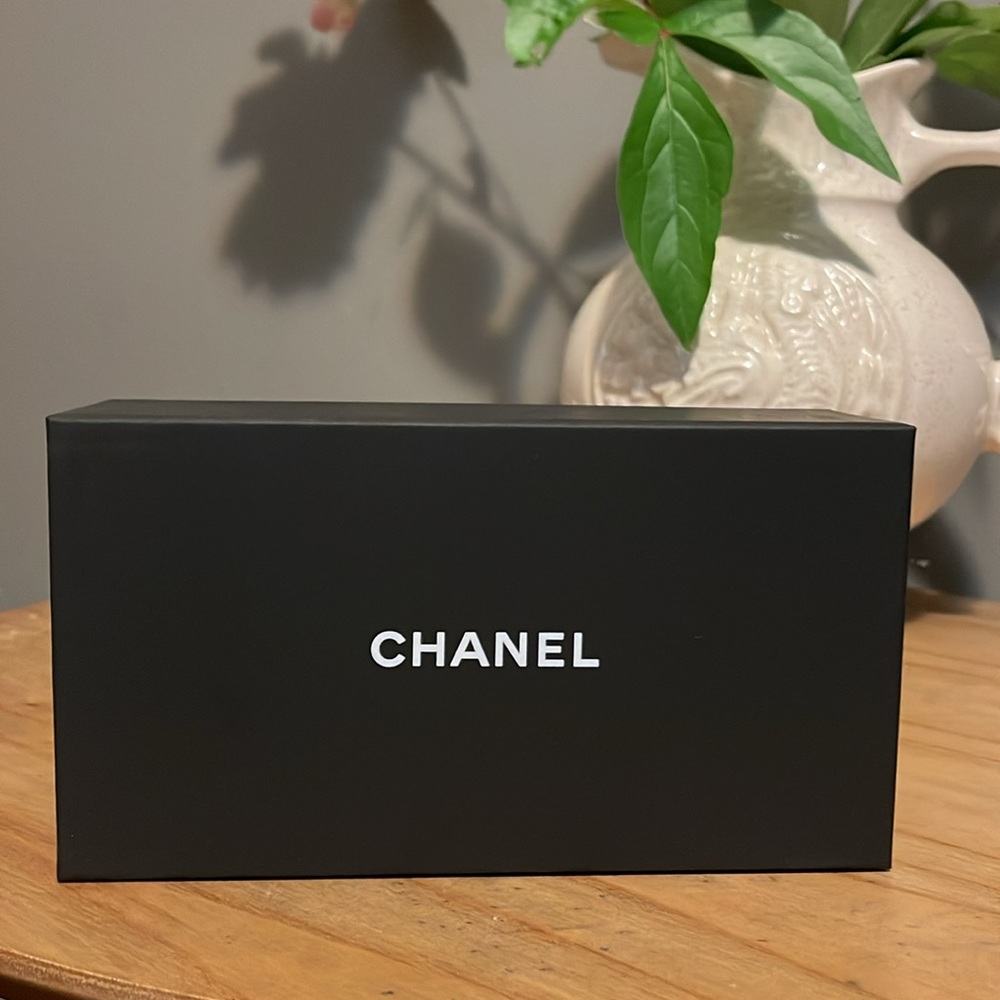 Chanel sunglasses box